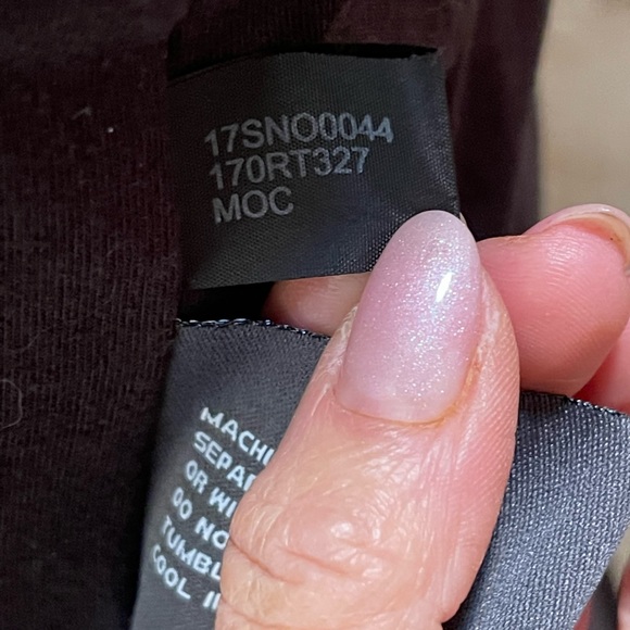 Kenneth Cole Reaction maroon puffer jacket - Picture 9 of 11